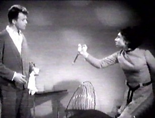 Image 3 of this episode (bridge)