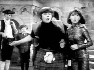 Image 5 of this episode (bridge)