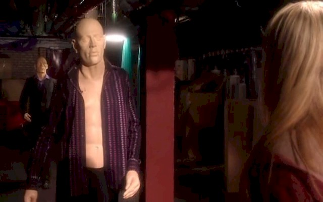 Image 2 of this episode